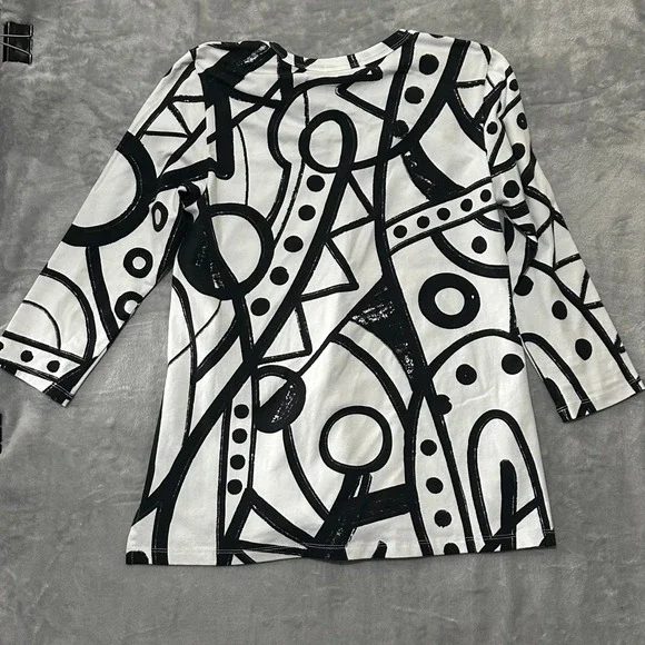 Lot of 2 - Jess & Jane Abstract Geometric 3/4 Sleeve Tops Black White Abstract S - Picture 4 of 15